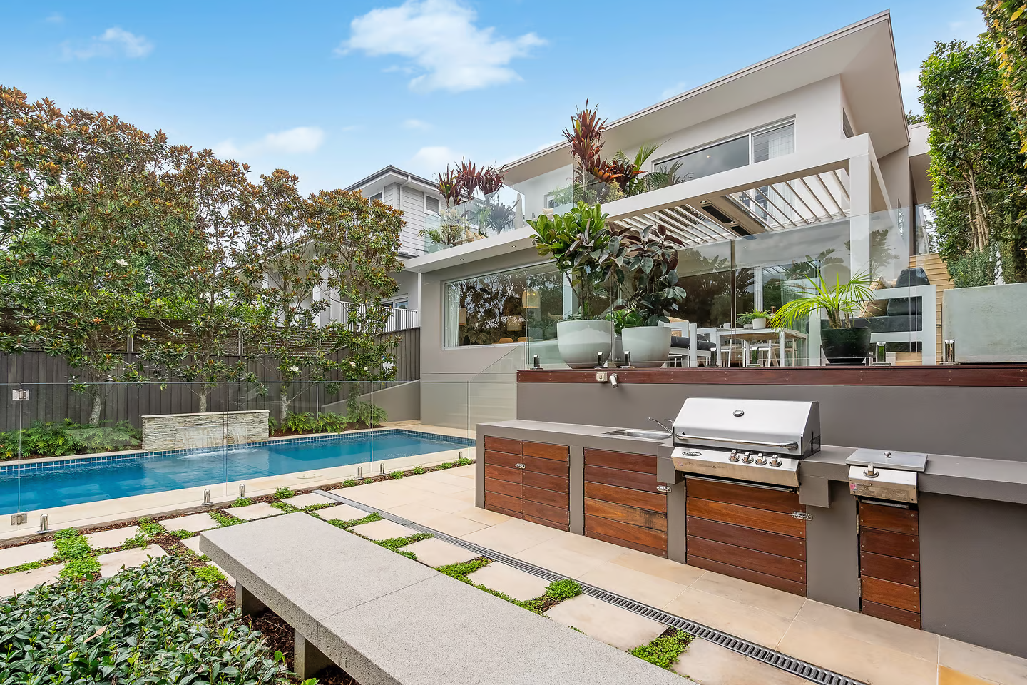 Remuera Street, Willoughby,