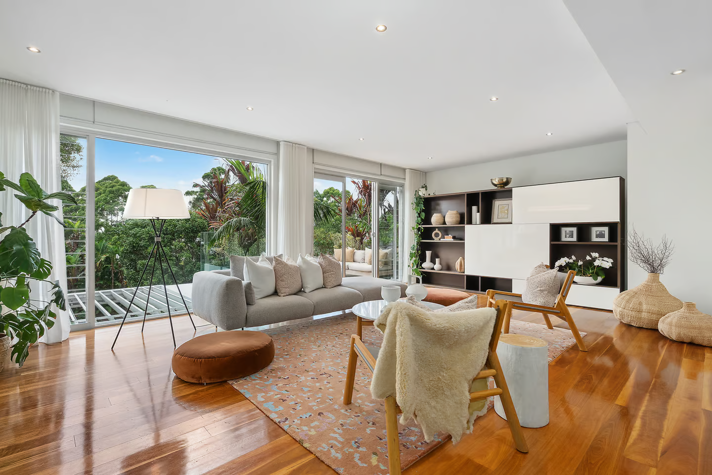 Remuera Street, Willoughby,