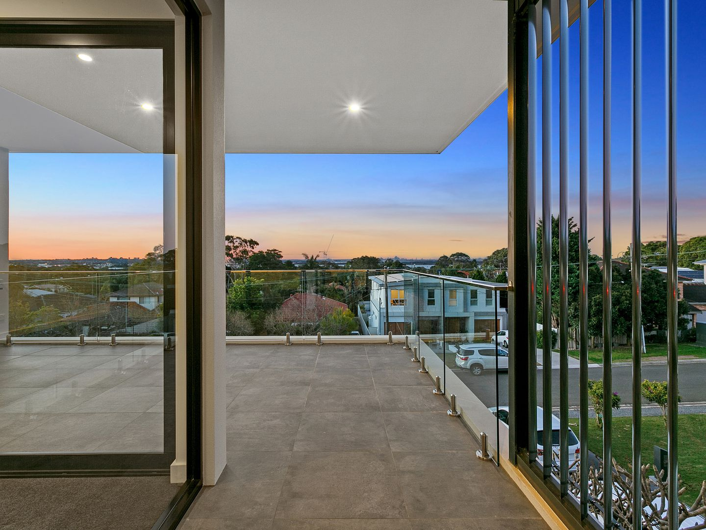 Fairs Avenue, Woolooware!