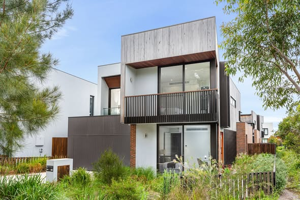 Hamilton Corner, Lindfield