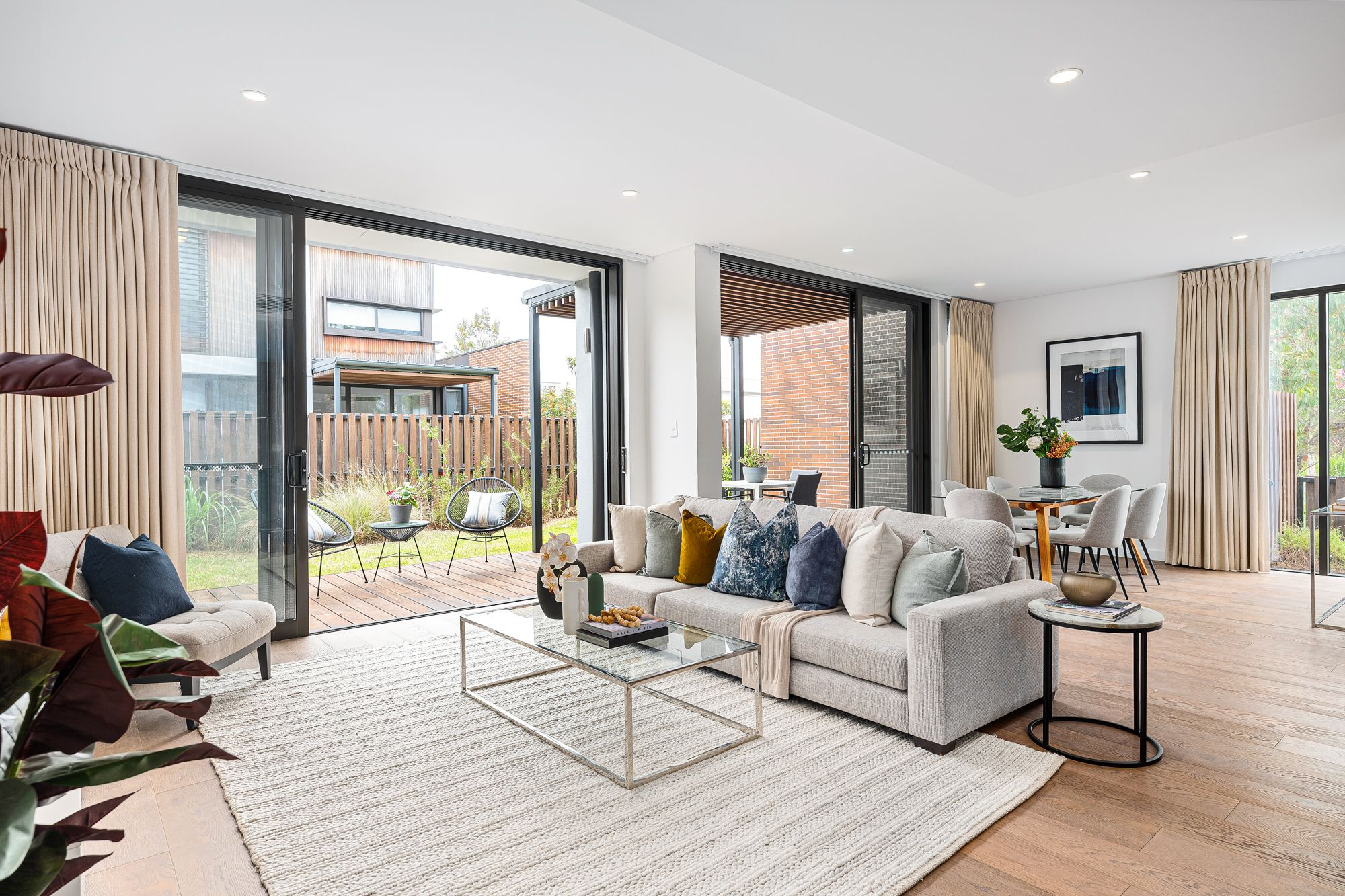 Hamilton Corner, Lindfield