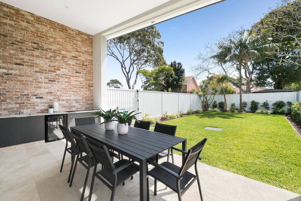 Karokan Road, Lilli Pilli