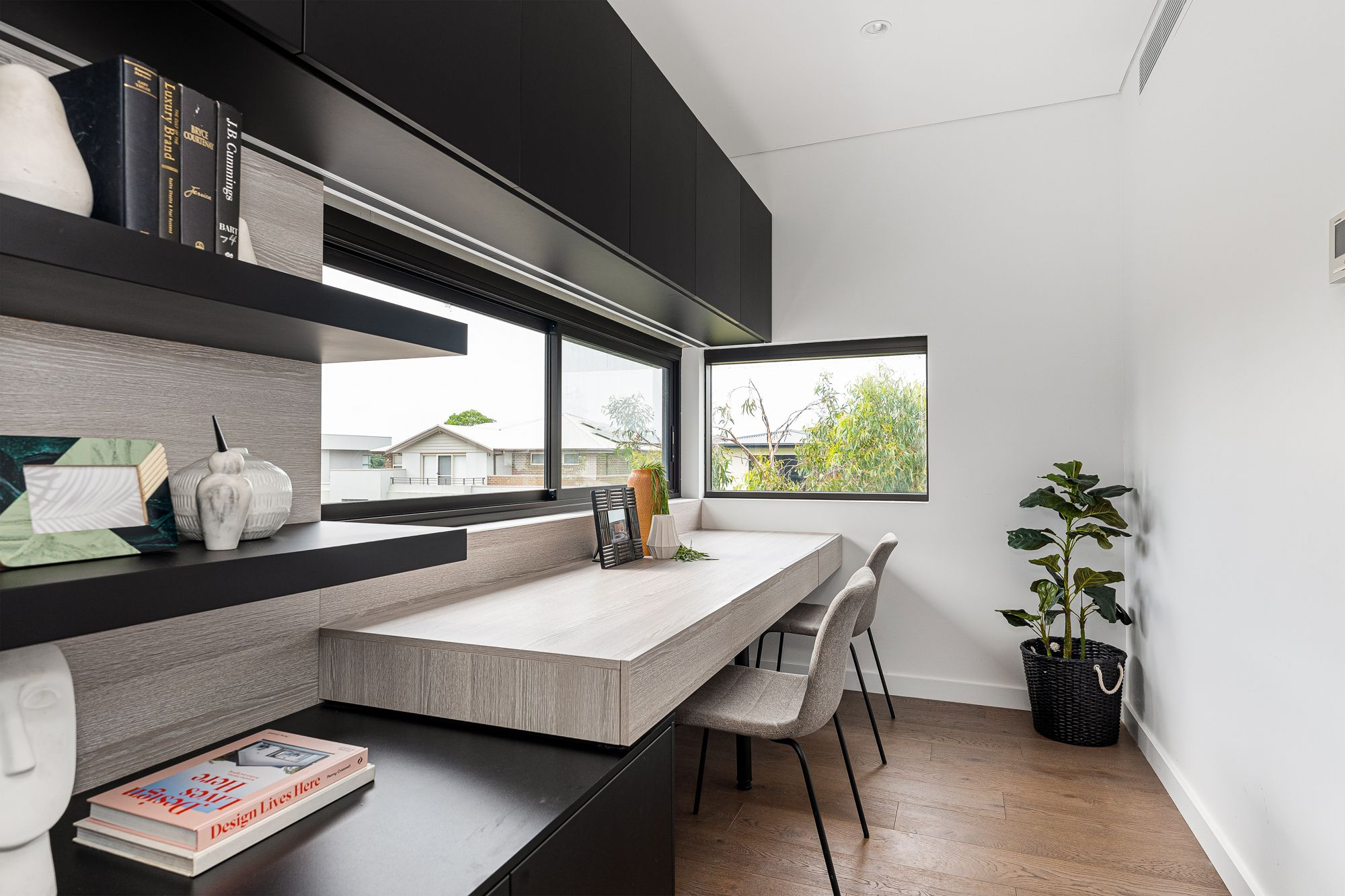 Hamilton Corner, Lindfield