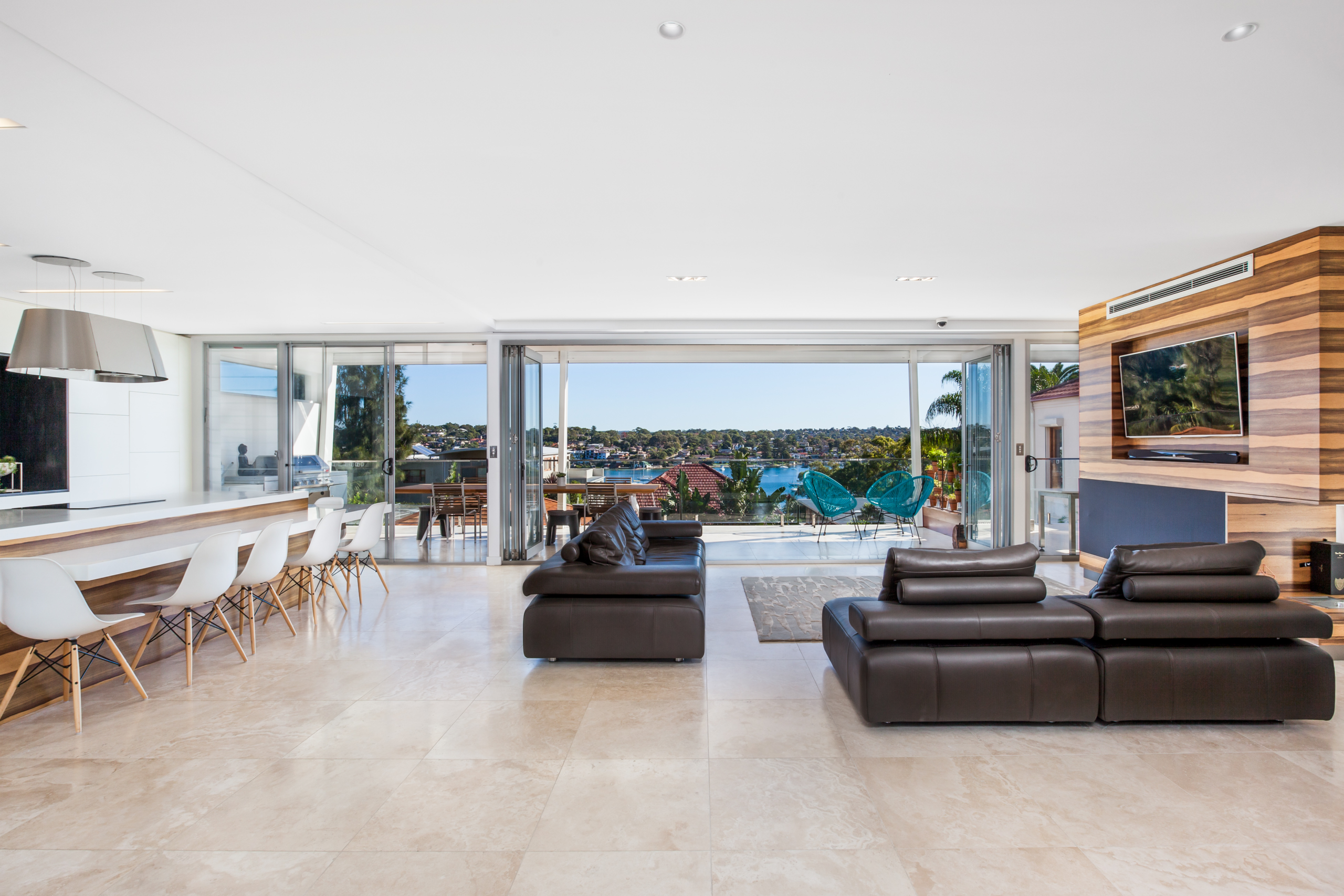 Nicholson Parade, Cronulla