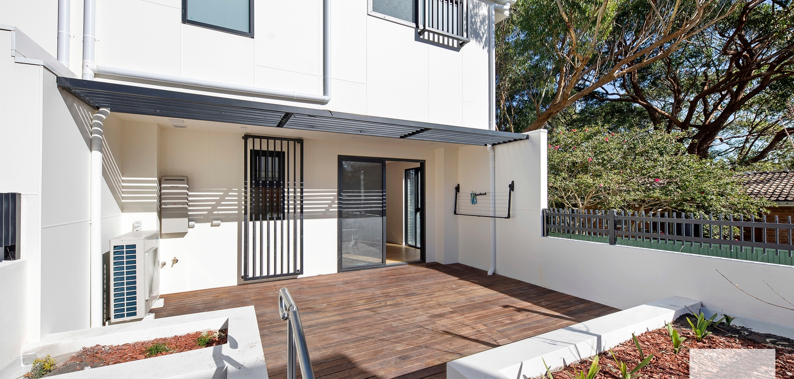 Fairs Avenue, Woolooware!